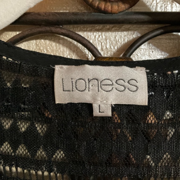 Lioness Black Lace Romper/ Bikini cover up L EUC - Picture 6 of 10